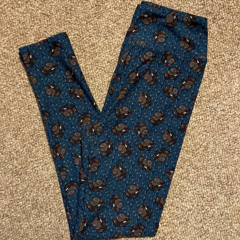 Lularoe camera leggings os